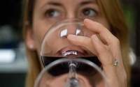 Употребления алкоголя, способствует, более быстрому старению клеток организма