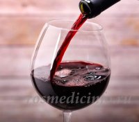 Красное вино замедляет старение мозга