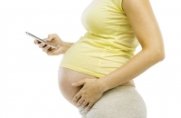 Во время беременности не стоит пользоваться смартфоном