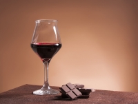 О пользе вина и шоколада - мнение экспертов