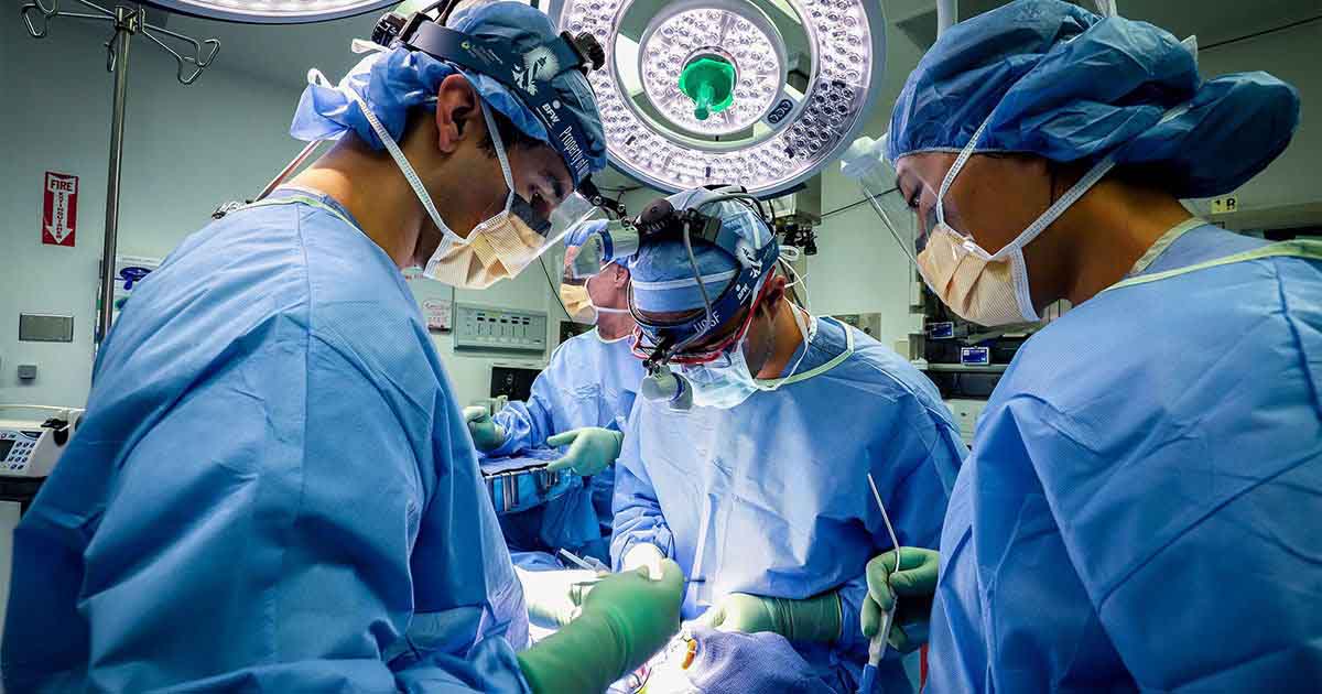 Ответы к тестам НМО: "Роль операционной медицинской сестры при операциях на шее: абсцессы, флегмоны"