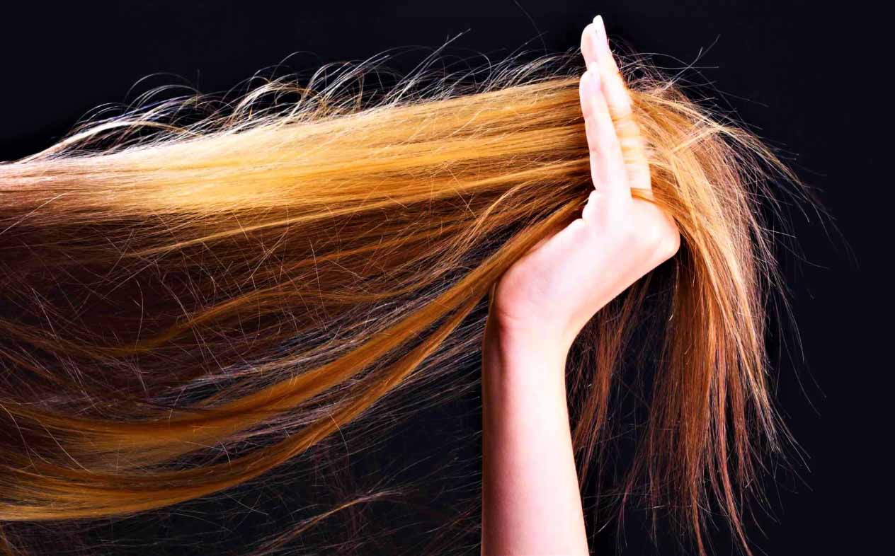 Как эффективно восстановить сухие волосы?